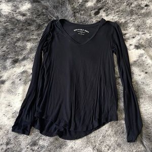 Aeropostal long sleeve v neck